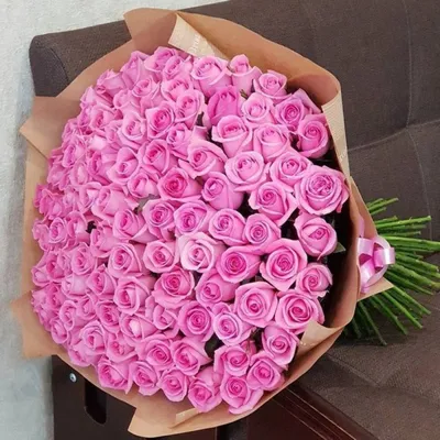 Она будет в восторге🥰🌹 . Состав букета: ✓101 роза ✓Флористическое  оформление (упаковочный материал, декоративная лента). ✓Конверт и о… | Розы,  Букет из роз, Цветы