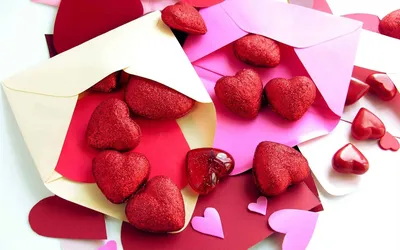 Поздравления с Днем святого Валентина: яркие открытки, прикольные стихи,  проза | Дніпровська порадниця