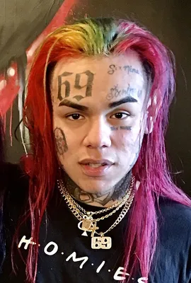 https://apps.apple.com/us/app/6ix9ine-runner/id1527057179