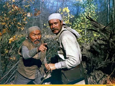 Изображение Акиры Куросавы: создателя Красной бороды и других шедевров японского кинематографа.