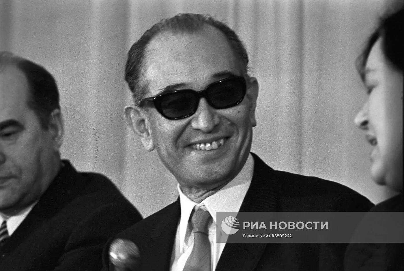 Картинка с Акира Куросавой: кинематографический гений Японии Картинка с Акира Куросавой: кинематографический гений Японии