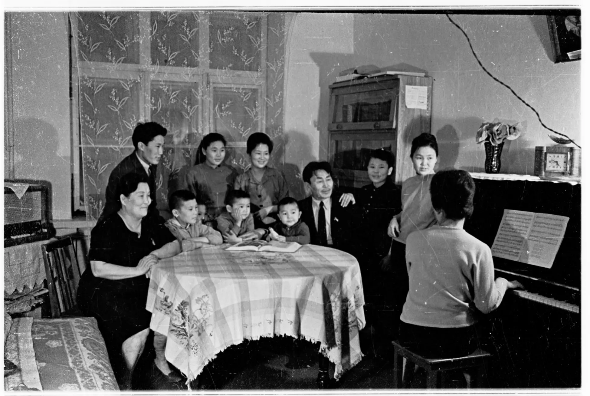 Фото Акиры Куросавы: жизнь и творчество легенды кино Фото Акиры Куросавы: жизнь и творчество легенды кино