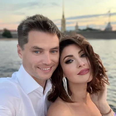 Он женат: Анастасия Макеева обнародовала фото с новым возлюбленным
