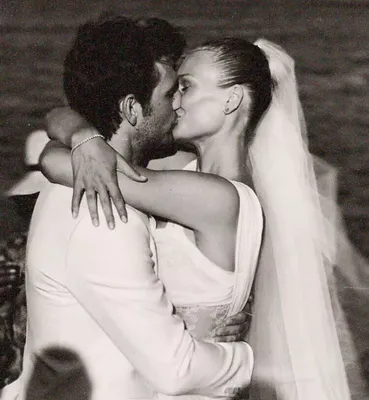 Известная модель Тони Гаррн разводится мужем после 3 лет брака