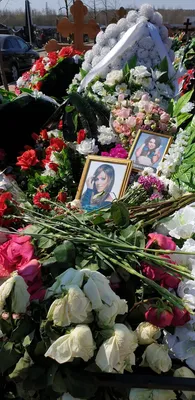 Как выглядит могила Александра Барыкина, памятник на которой оплатила Алла  Пугачева - Рамблер/новости