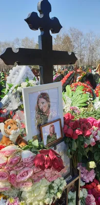 Похороны Бориса Моисеева: репортаж с Троекуровского кладбища | STARHIT