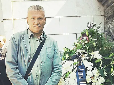 Как выглядит могила Александра Барыкина, памятник на которой оплатила Алла  Пугачева :: :: Клео.ру