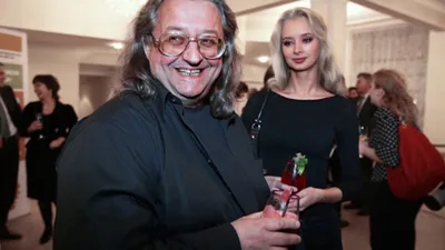 Александр Градский и Марина Коташенко 2018☆Alexander Gradsky and Marina  Kotashenko 2018 | Киану ривз, Звездные пары, Александр