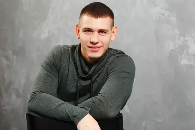 Актер \"Быка\" Александр Левин обвинил супругу в похищении сына: личные фото  артиста