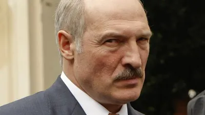 Как Александр Лукашенко переписывает историю - Coda Story