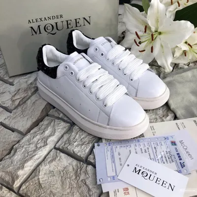 Кроссовки александр маккуин маквины Alexander McQueen белые 4MAGZ 151911452  купить за 1 303 ₽ в интернет-магазине Wildberries