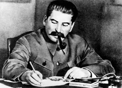 День в истории: 21 декабря 1879 года. Родился Джугашвили — Спутник и Погром