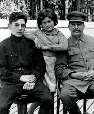 Моего Яшу немцы тоже замучали…» - с болью сказал товарищ Сталин! Как  сталинская «золотая молодежь» воевала и умирала за Родину! | Пикабу