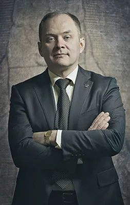 Александр Высоцкий, Автор в Glove