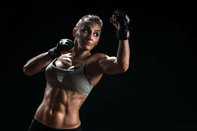 Увлекается бодибилдингом, дралась в UFC: как выглядит Александра Албу |  TeleSport – бесплатные прямые онлайн трансляции / TELESPORT