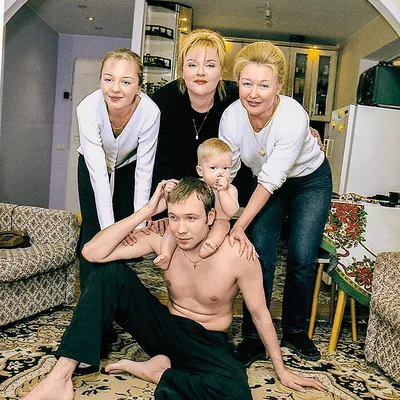 Борющаяся с раком актриса Александра Яковлева отметила 62-й день рождения -  Страсти
