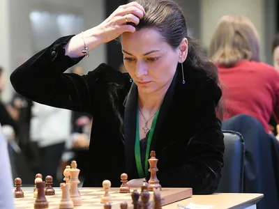 Шахматистка Александра Костенюк проиграла 14 из 15 партий в мужском турнире  — кто из женщин играл лучше? - Чемпионат
