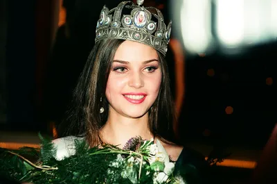 Александра Петрова, мисс Россия 1996, убитая из-за бандитских разборок.  Читайте ПОЛНОСТЬЮ в комментариях и листайте фото в карусели. После… |  Instagram