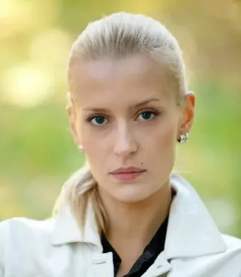 Одна супруга старше на 12 лет, другая - младше на 18: судьба актёра Андрея  Барило ✿✔️ TVCenter.ru