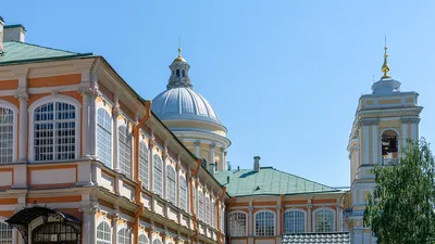 Александро-Невская Свято-Троицкая Лавра в Санкт-Петербурге