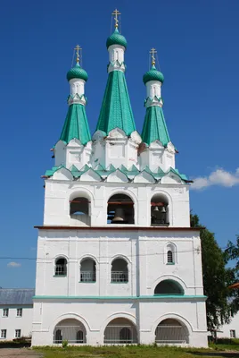 Свято-Троицкий монастырь: мироточат мощи Александра Свирского
