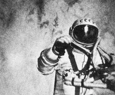 Первый выход человека в открытый космос | Фото | Общество | Аргументы и  Факты