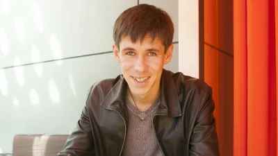 Не совсем здоровый»: близкие звезды «Овода» Андрея Харитонова  прокомментировали заявление Алексея Панина, что тот его домогался