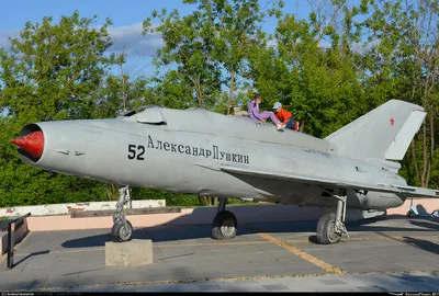 Самолёт Ту-142 дальней противолодочной авиации Северного флота получил  почётное наименование \"Александр Клубов\" - AEX.RU
