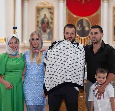 Экс-звезда \"Дом-2\" Алексей Самсонов видит сына 3 часа в неделю и платит 6  тысяч рублей алиментов