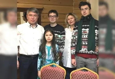 Алексей Цыденов в День семьи показал всех своих детей - новости Бурятии и  Улан-Удэ