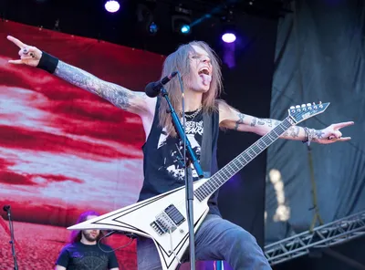 Умер фронтмен группы Children of Bodom Алекси Лайхо | Телеканал  Санкт-Петербург