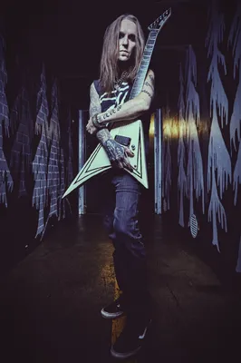 Радио \"Восток России\" - 10 ваших любимых песен Алекси Лайхо и группы  Children of Bodom!!! ⚡ ⠀ Год начался с потери: мир тяжёлого металла покинул Алекси  Лайхо – финский музыкант, основатель и