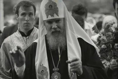 Патриарх Алексий II о независимости УПЦ. 28.10. 1990г. - YouTube