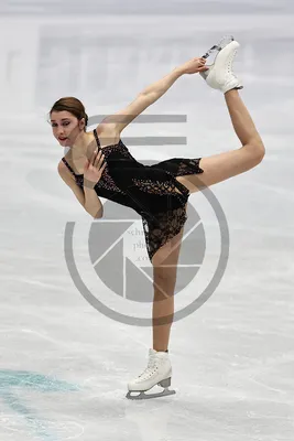 220217) -- BEIJING, Feb. 17, 2022 -- Alexia Paganini of Switzerland  performs during the Figure