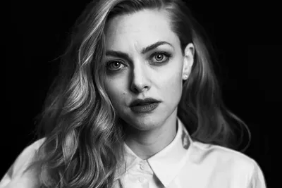 Ножки Аманда Сайфред (Amanda Seyfried)