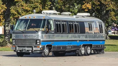 Американский дом на колесах Airstream, как у Тома Хэнкса | Любовь, Автодом  и Рок-н-ролл | Дзен