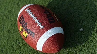 Чем отличаются регби и американский футбол: правила, формат игр, мяч,  экипировка