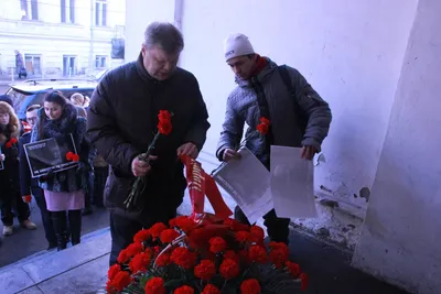 Памяти Насти Бабуровой: в Севастополе забыли о своей землячке, боровшейся с  неонацизмом