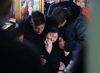 Историк Соколов предложил помочь с похоронами убитой ученицы