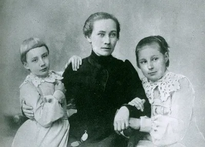 Анастасия Ивановна Цветаева | Младшая сестра, Сестры, Дочь