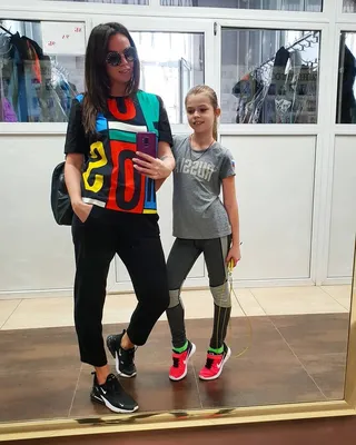 Дом-2. Новости / «Полный антисекс»: Костенко травят за фото в жёлтом бикини