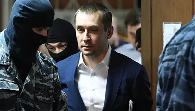 Гражданскую жену полковника Захарченко задержали за попытку похитить $16 млн