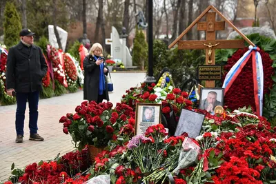 Семья Жириновского, дети Жириновского, жена Жириновского, сколько детей у  Жириновского, что известно о семье Жириновского, наследники Жириновского -  8 апреля 2022 - МСК1.ру