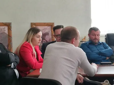 Грэм Филлипс и Анастасия Пятерикова о похищении Вали Корниенко в ДНР. -  YouTube