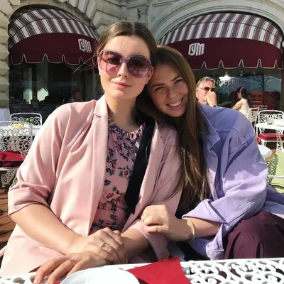 Анастасия Стриженова поздравила младшую сестру с прошедшей свадьбой -  Вокруг ТВ.