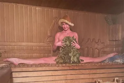 Анастасия Волочкова села в бане в свою «фирменную» позу - Мослента