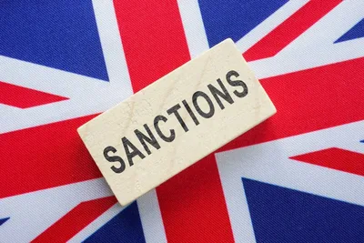 Контроль и пакет: ЕС вновь попытается утвердить антироссийские санкции |  Статьи | Известия