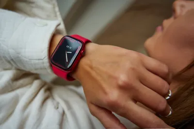 Apple Watch на руке: фото в формате JPG для социальных сетей