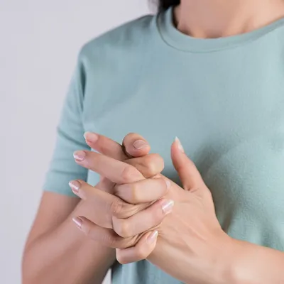 Артроз пальцев рук: фото и польза массажа