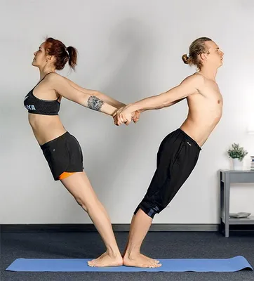 Парная йога: основные асаны и кому разрешены тренировки - Рамблер/женский